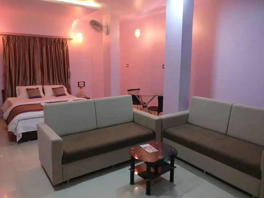 JK Rooms 144 Sai Guest House