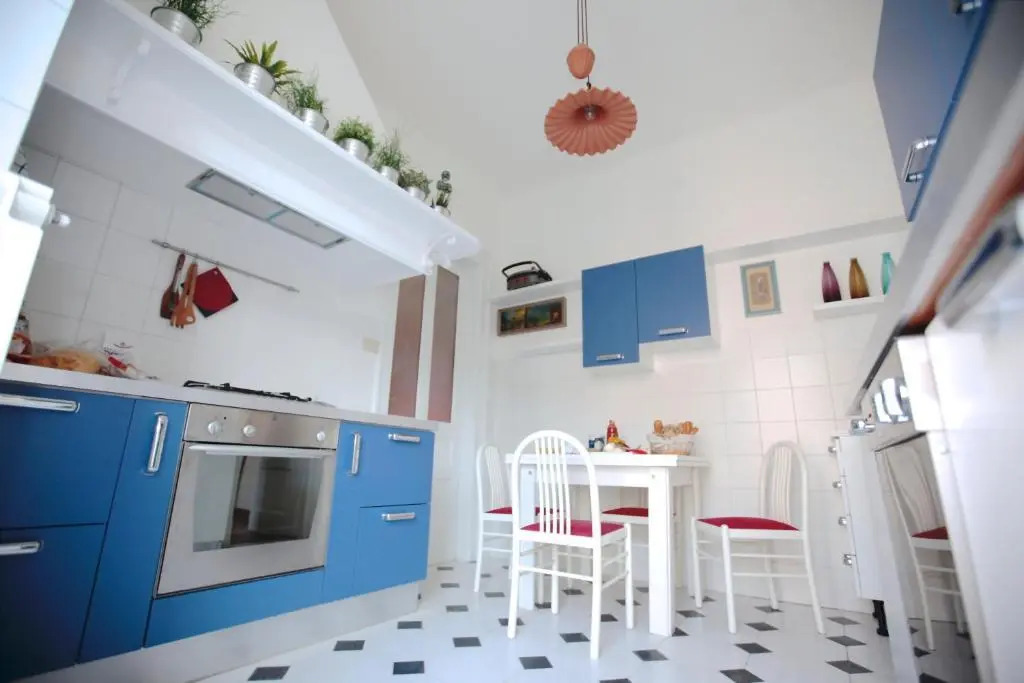 Giulia Halldis Apartment