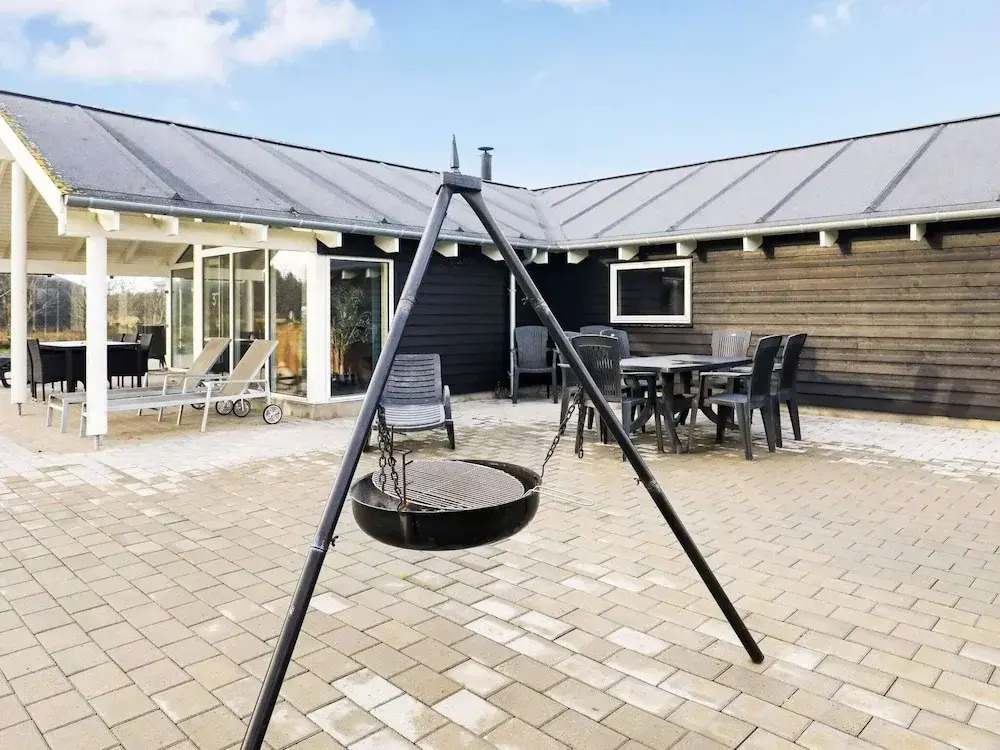 8 Person Holiday Home in Albaek