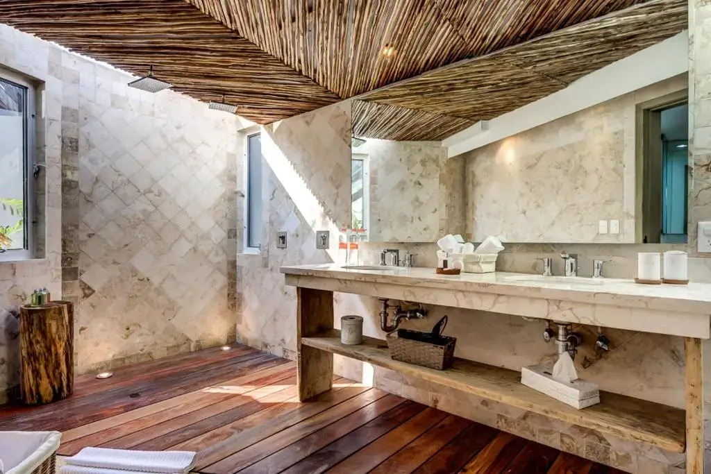 Puerto Aventuras Villa Sleeps 10 with Pool