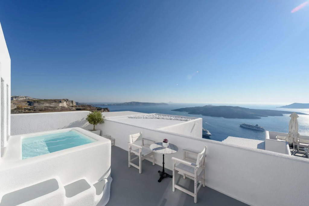 Kamares Apartments