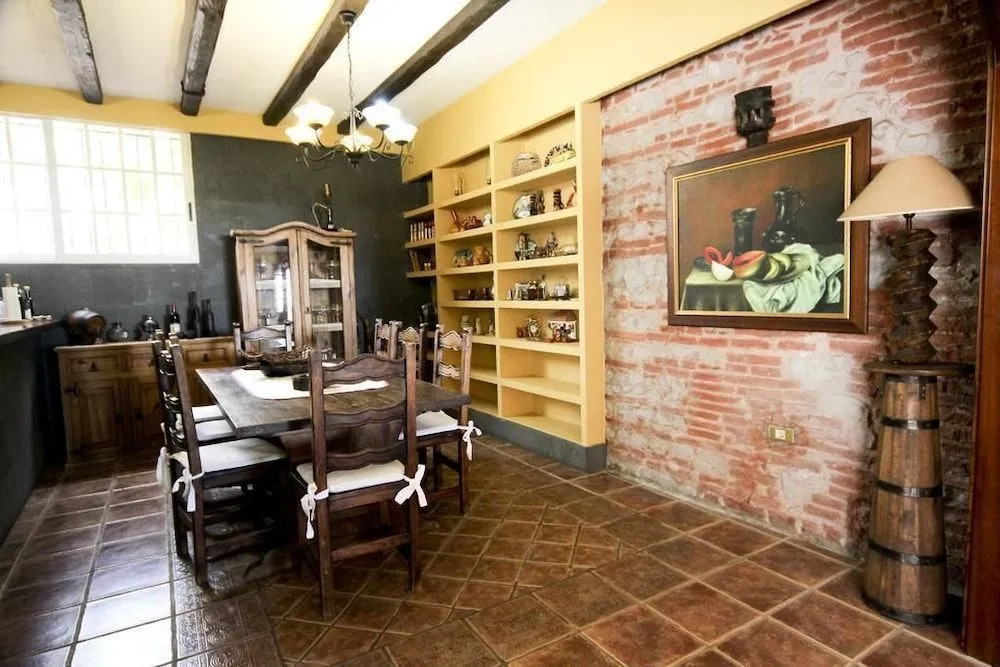 Villa Chiara B&B