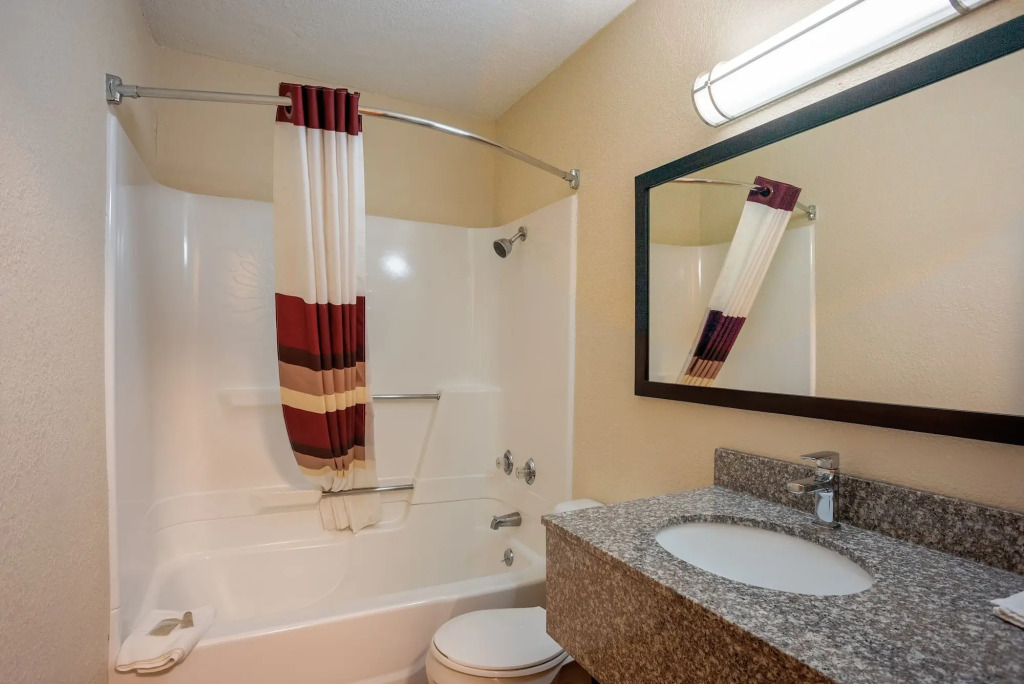 Red Roof Inn Des Moines