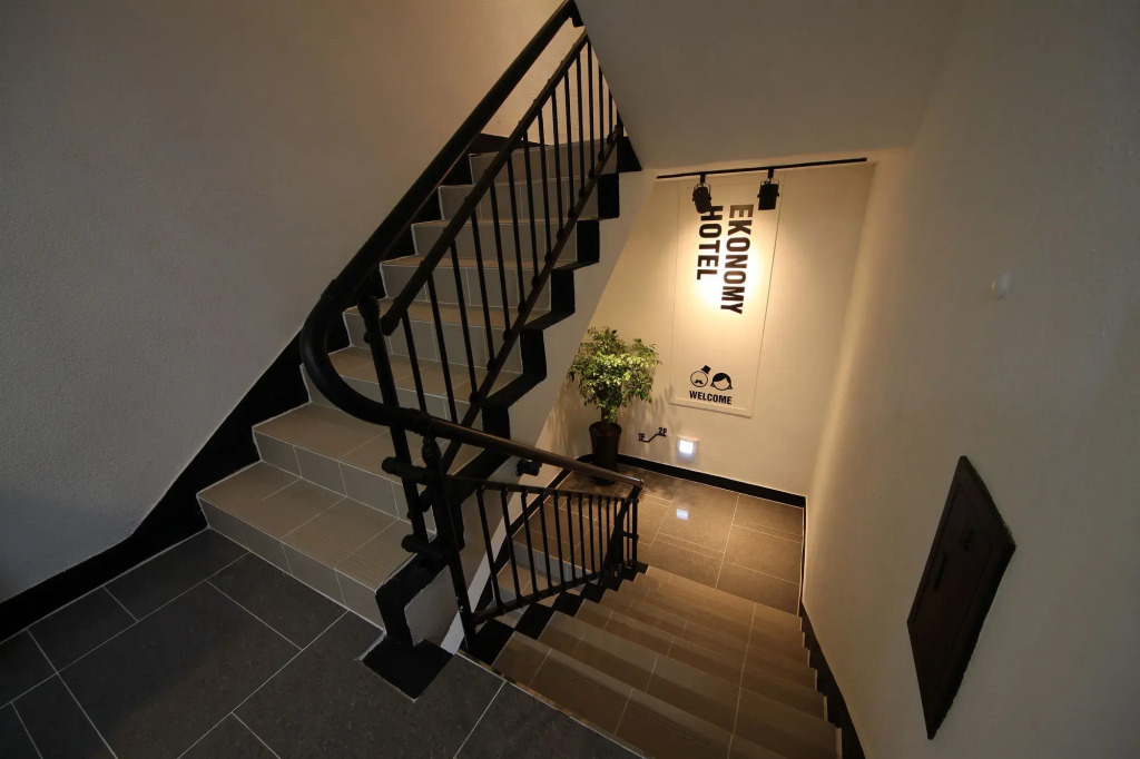 EKonomy Hotel Incheon Bupyeong Branch