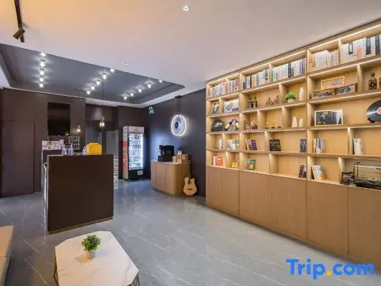 MANNSIC Hotel (Beijing Nongda Liudaokou Subway Station)