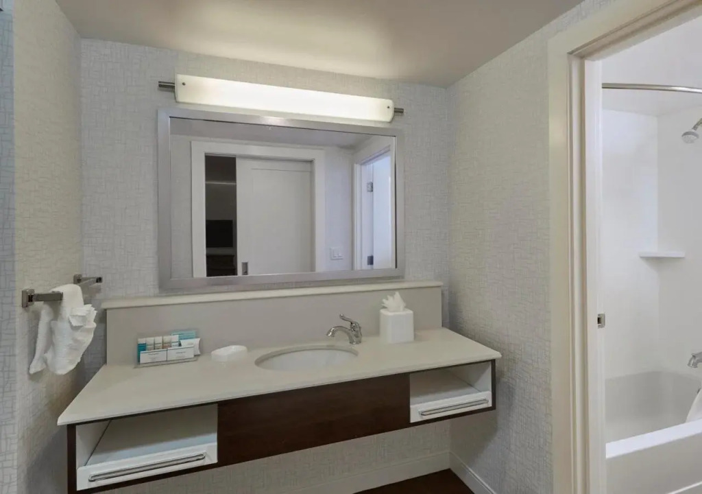 Hampton Inn & Suites Hood River
