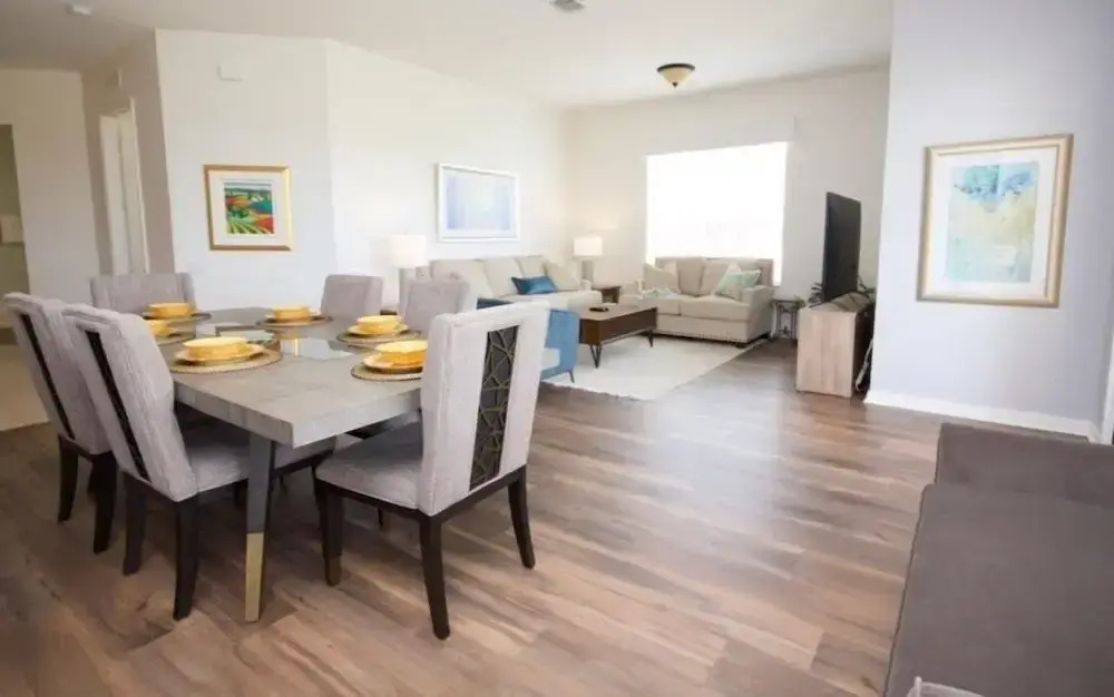 Penthouse Lake View 3 Bed Condo Convention Center 3 Bedroom Condo by RedAwning