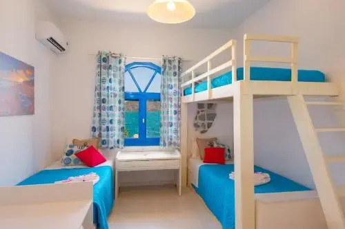Eleftheria Sea Side Traditional House