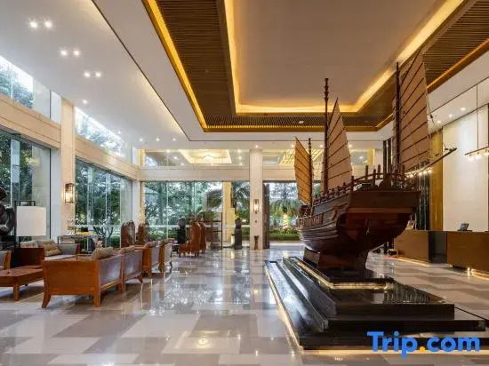 Zhenru Hotel