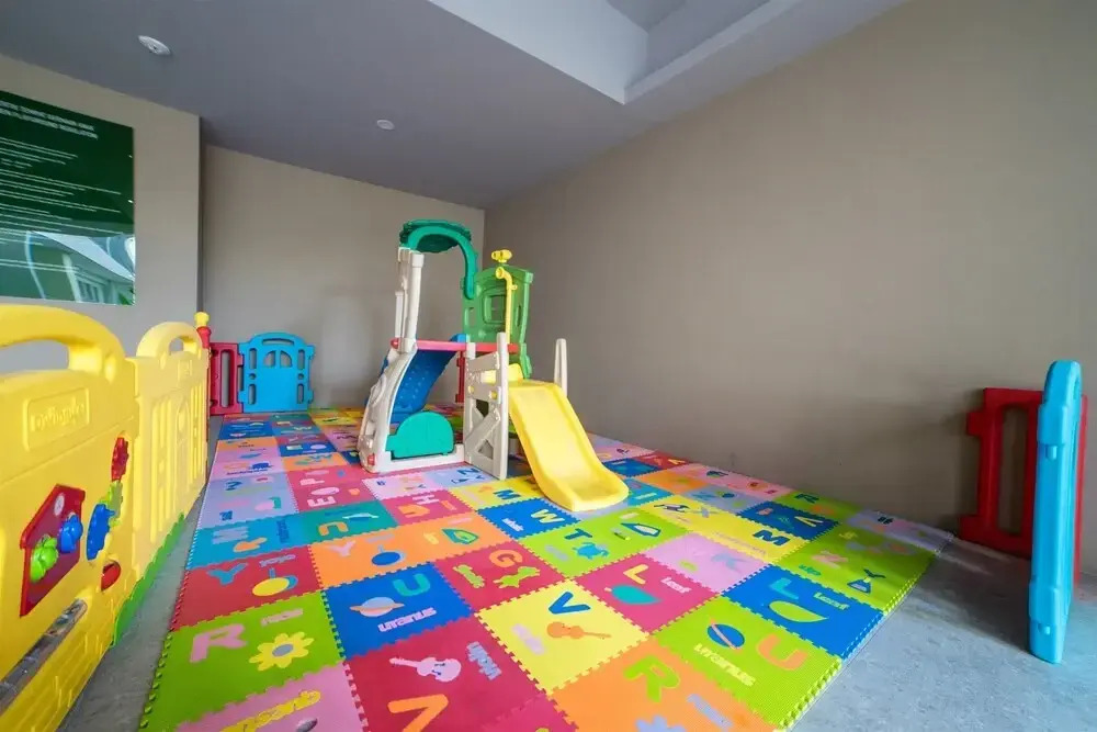 Modern Studio Apartment at Galeri Ciumbuleuit 3