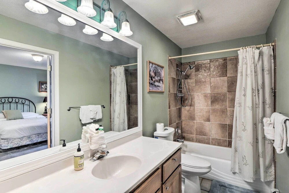 Spacious Breck Gem w/ Hot Tub: Walk to Ski Shuttle