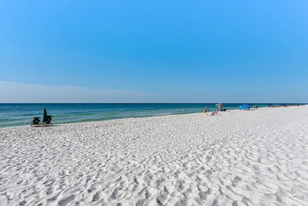 Beachview 101- Beaches and Moonbeams