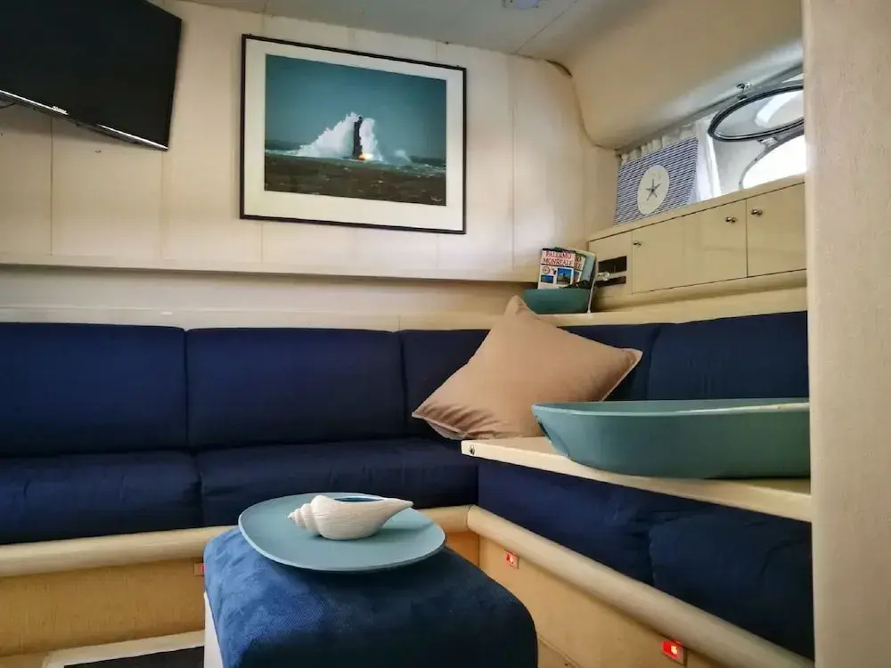 Desirè Charming House Boat