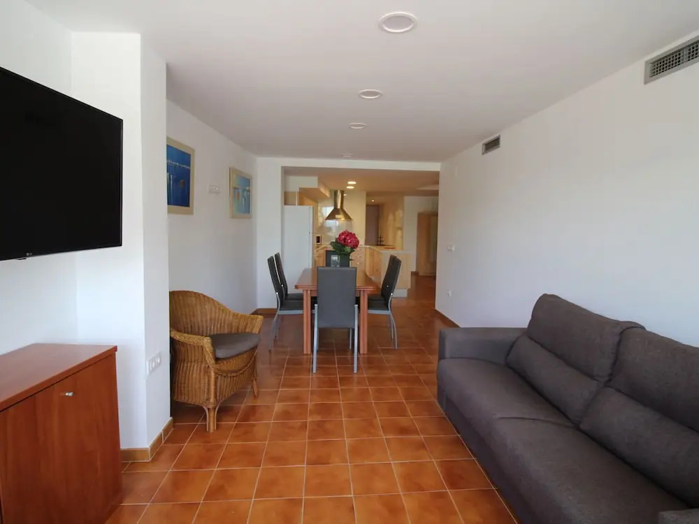 Modern Apartment in Roses with Sea View