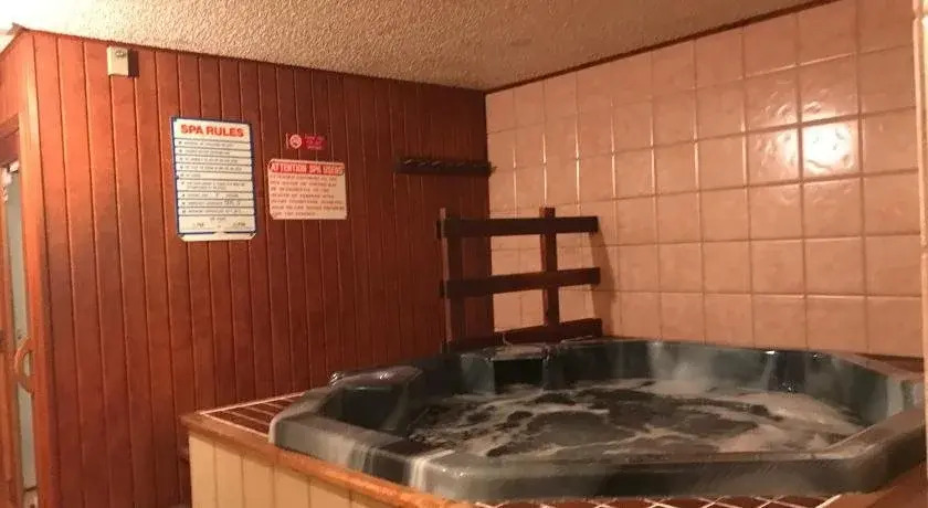 Snowshoe Motel