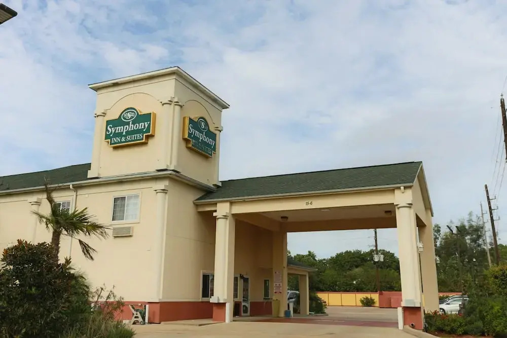 The Symphony Inn & Suites