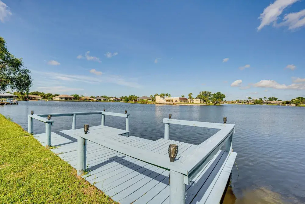Poolside Bliss & Lake Fun: Florida Getaway!