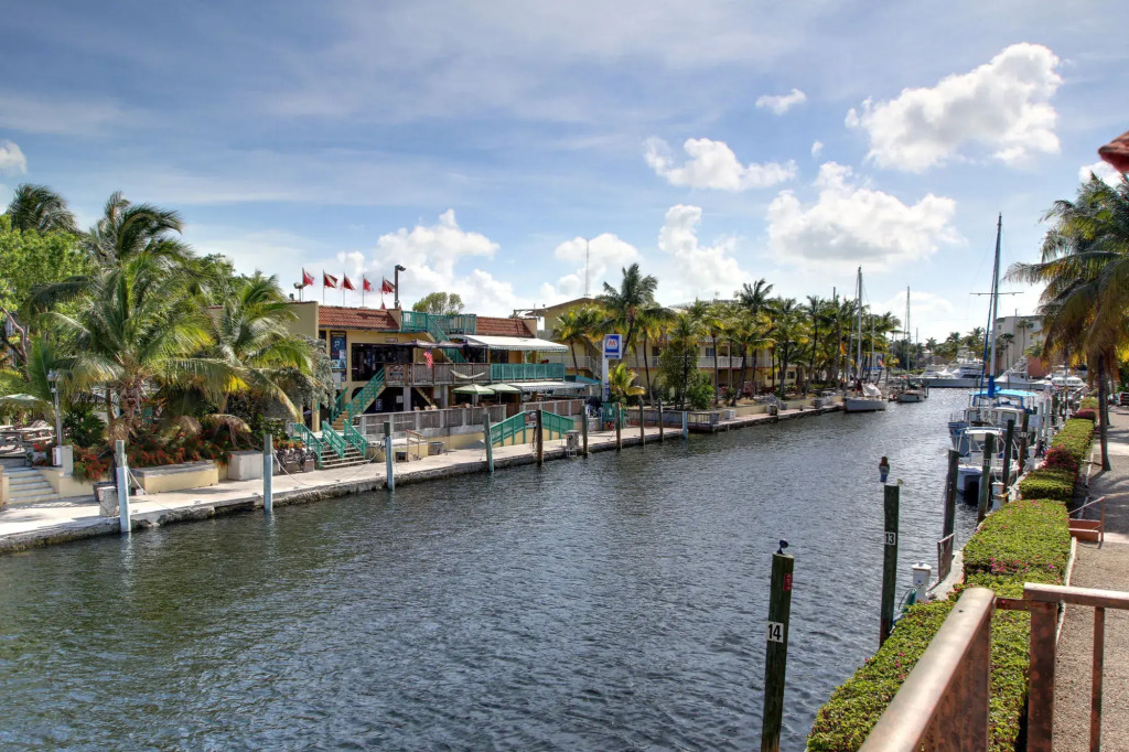 Waterside Suites and Marina
