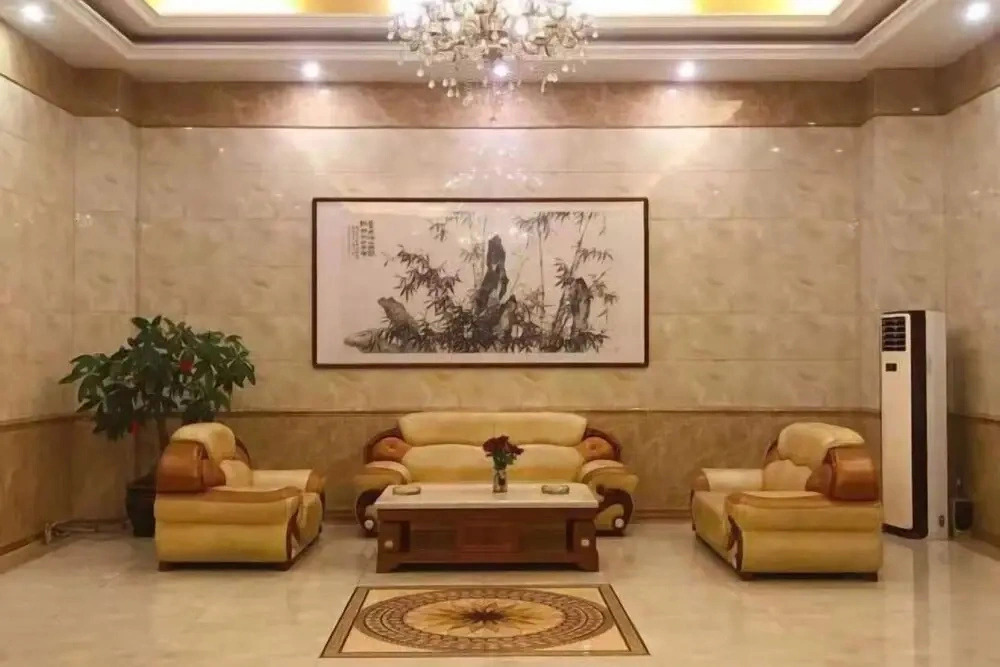 Huilong Fashion Hotel