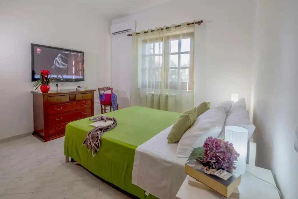 VILLA LA NATURA x6 WITH GARDEN AND FREE PRIVATE PARKING