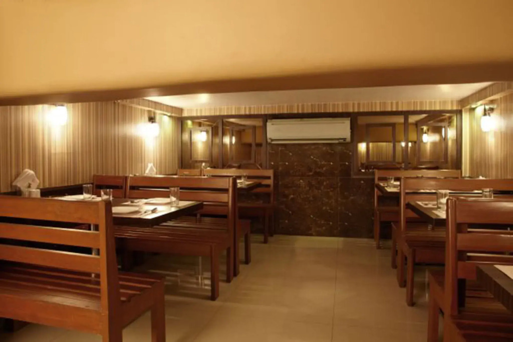 Hotel Lucky Bandra