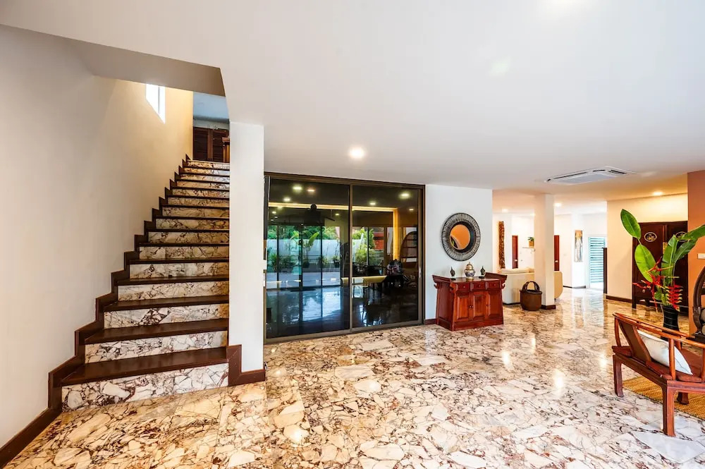 Kinnaree Grand Villa