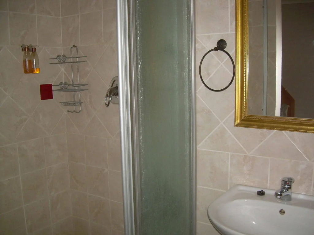 Matoppi Guest House