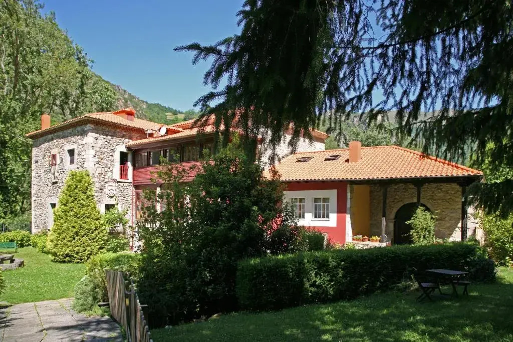 Hotel y AR Palacio Flórez Estrada