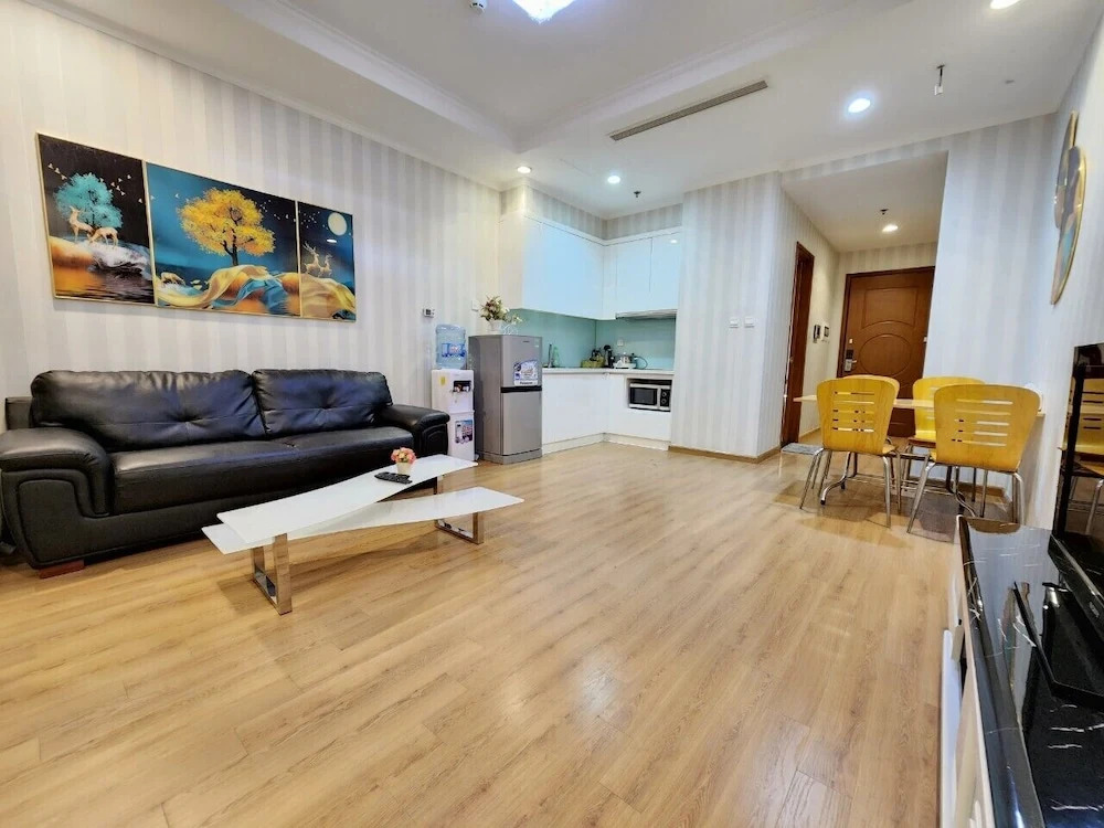Vinhomes Royal City Luxury Apartment 2 Br
