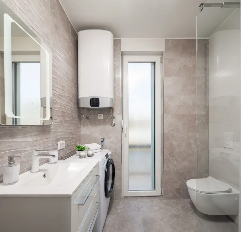 Luxury Apartment Dreams in Okrug With Swimming Pool sea View Wifi Parking