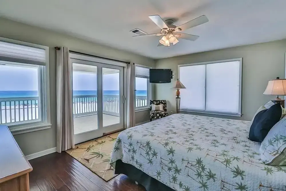 Storks Nest 6 Bedroom Holiday Home by Five Star Properties