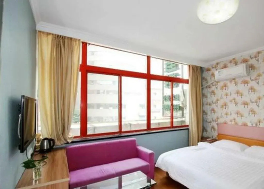Little Free Time Internationa Hostel Qingdao
