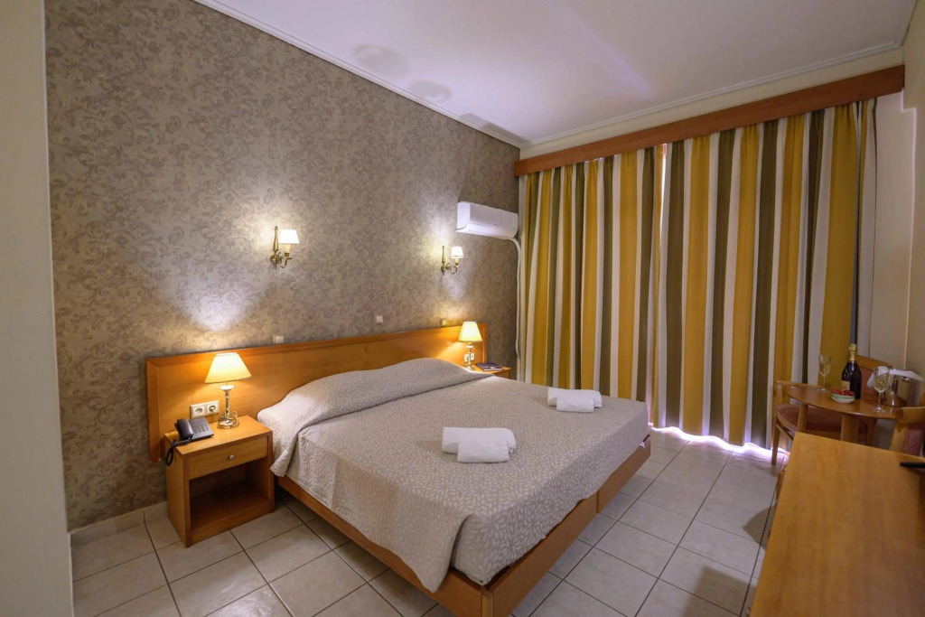 Neda Hotel