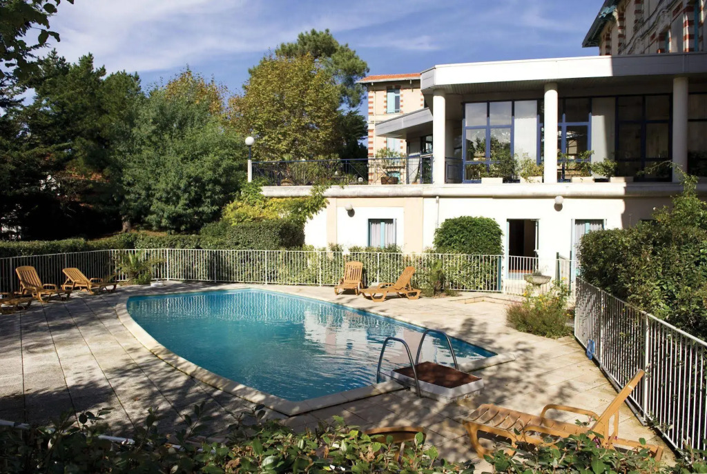 Résidence de Tourisme Vacances Bleues Villa Regina
