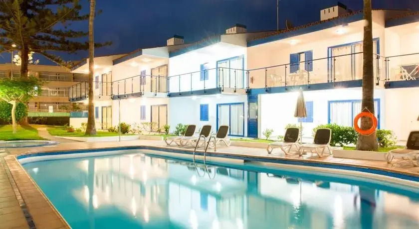 Apartamentos Los Caribes