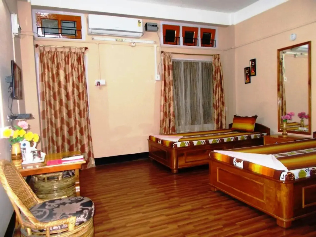Eagle Nest Home Stay and Serviced Apartment