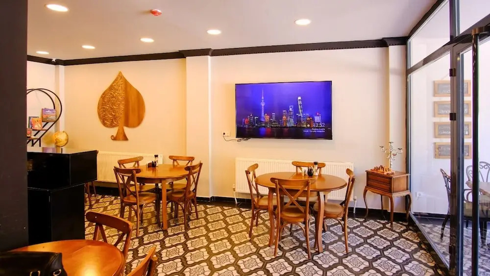 MAÇA OTEL