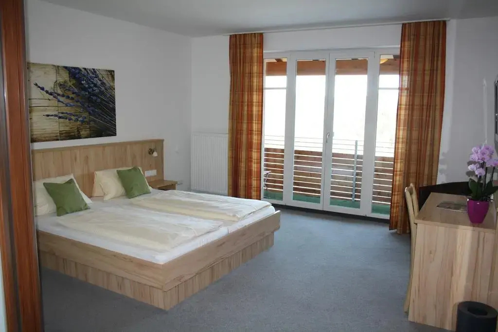 Berghotel Mooshütte am Arber, Naturidyll auf 950m, wandern direkt ab Hoteltür