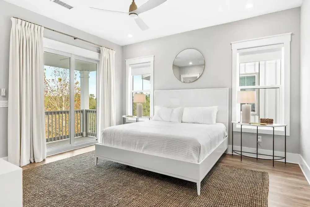 Sea Dweller by Avantstay Rooftop Spa + Gulf View Golf Cart, Pool