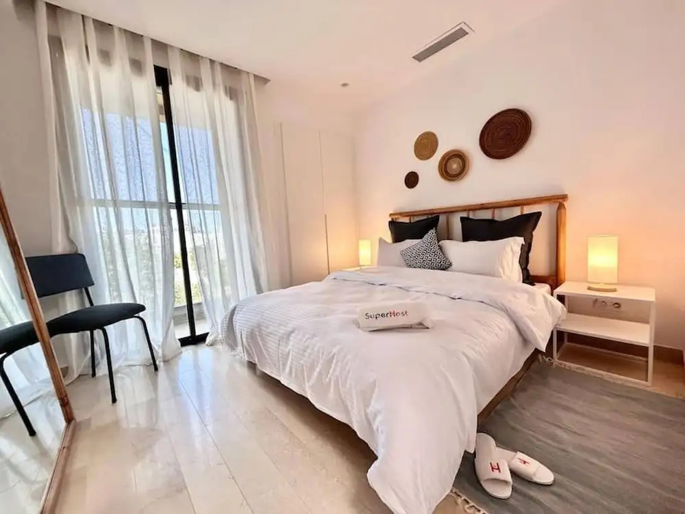 Villa contemporaine S3 piscine lumiere La Marsa