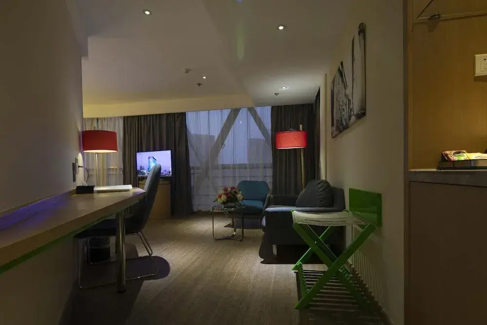 IBIS Styles NT WZ Intl Plz
