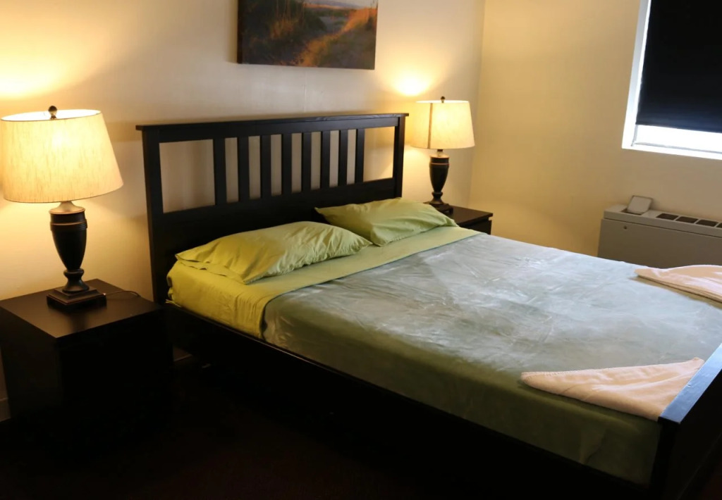 Westway Hotel Laguardia Airport