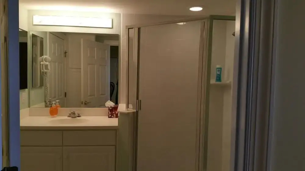 Dimucci TT 402 2 Bedrooms 2 Bathrooms Condo