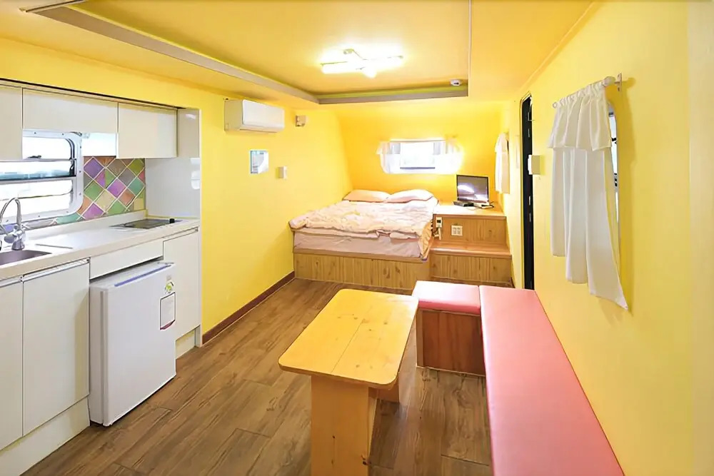 Ganghwa Spa in Caravan