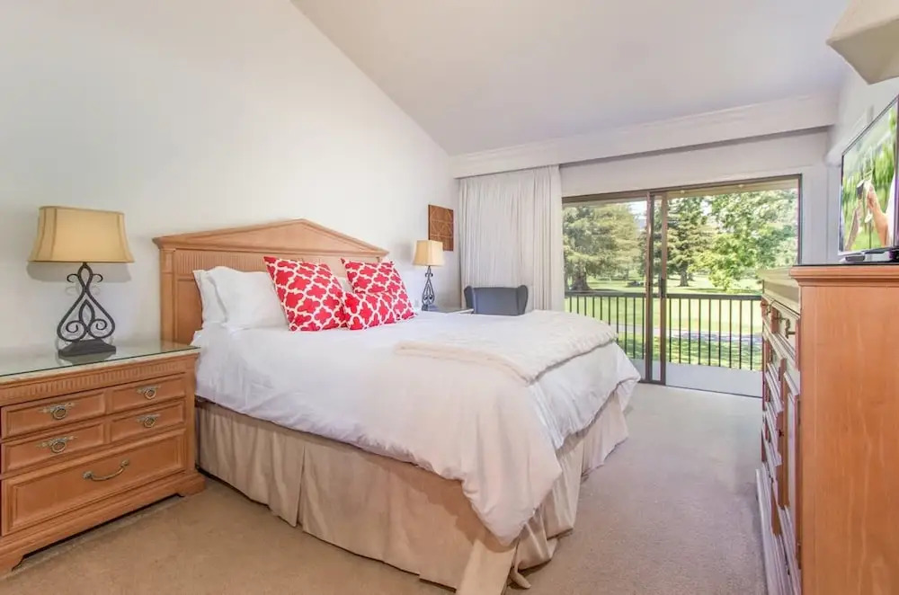 Luxury Napa Condo Golf Views Prime Location