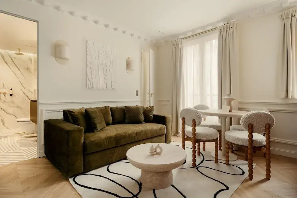 Apartment in Paris for 4 People