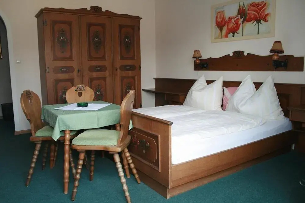 B&B Goldener Stern