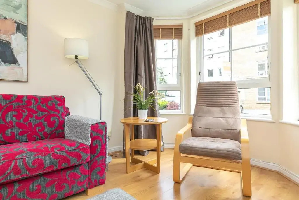 Dicksonfield Apartment Edinburgh