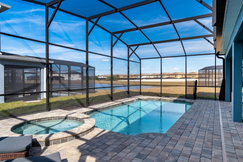 Ultimate 9BR Lakeview Pool SPA Theater Near Disney, Kissimmee