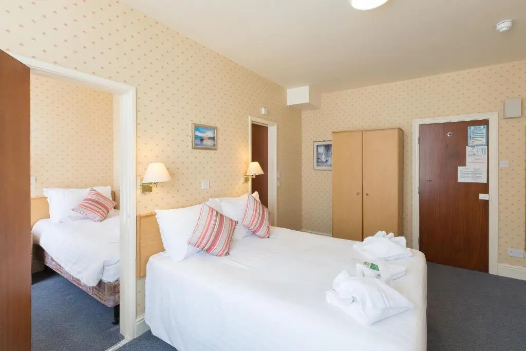 Eliot Hotel